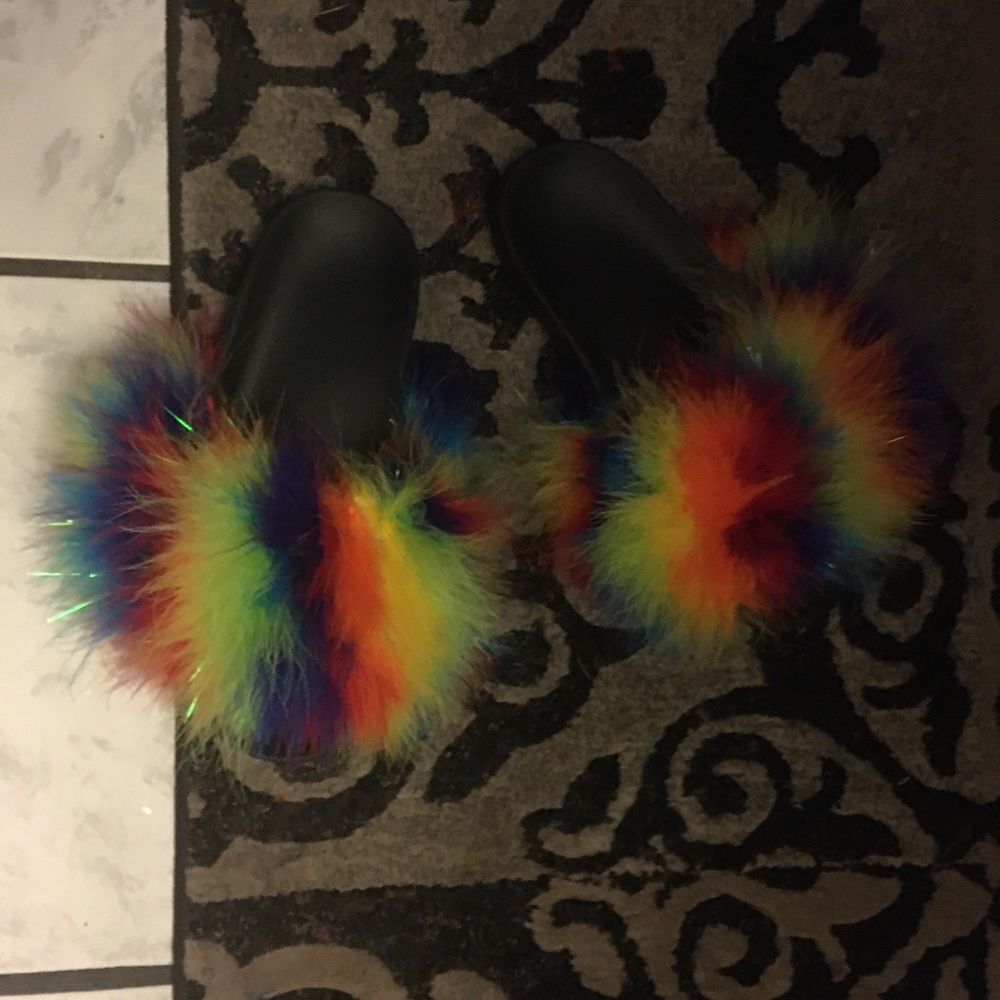 Adult Rainbow Streaks Fur Slides